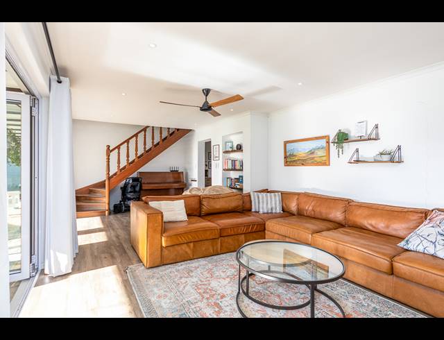 4 BEDROOM HOUSE FOR SALE IN FLAMINGO VLEI